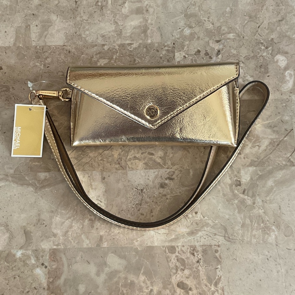 Michael Kors Metallic Gold Jet Set Glasses 
Case